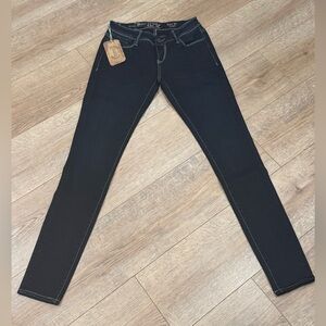 Buckle Black Women's Deep Blue Skinny Jeans